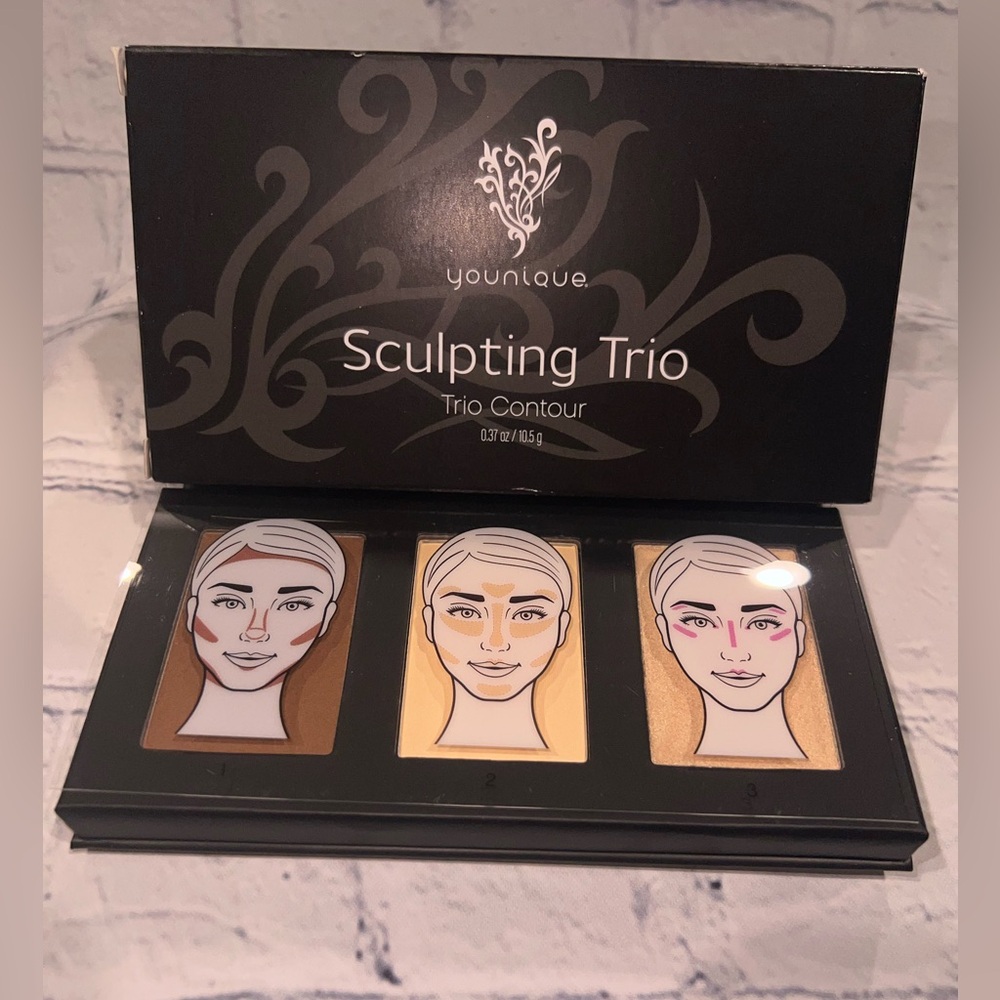 Younique Bronzer & Contour Palette Brown Cream